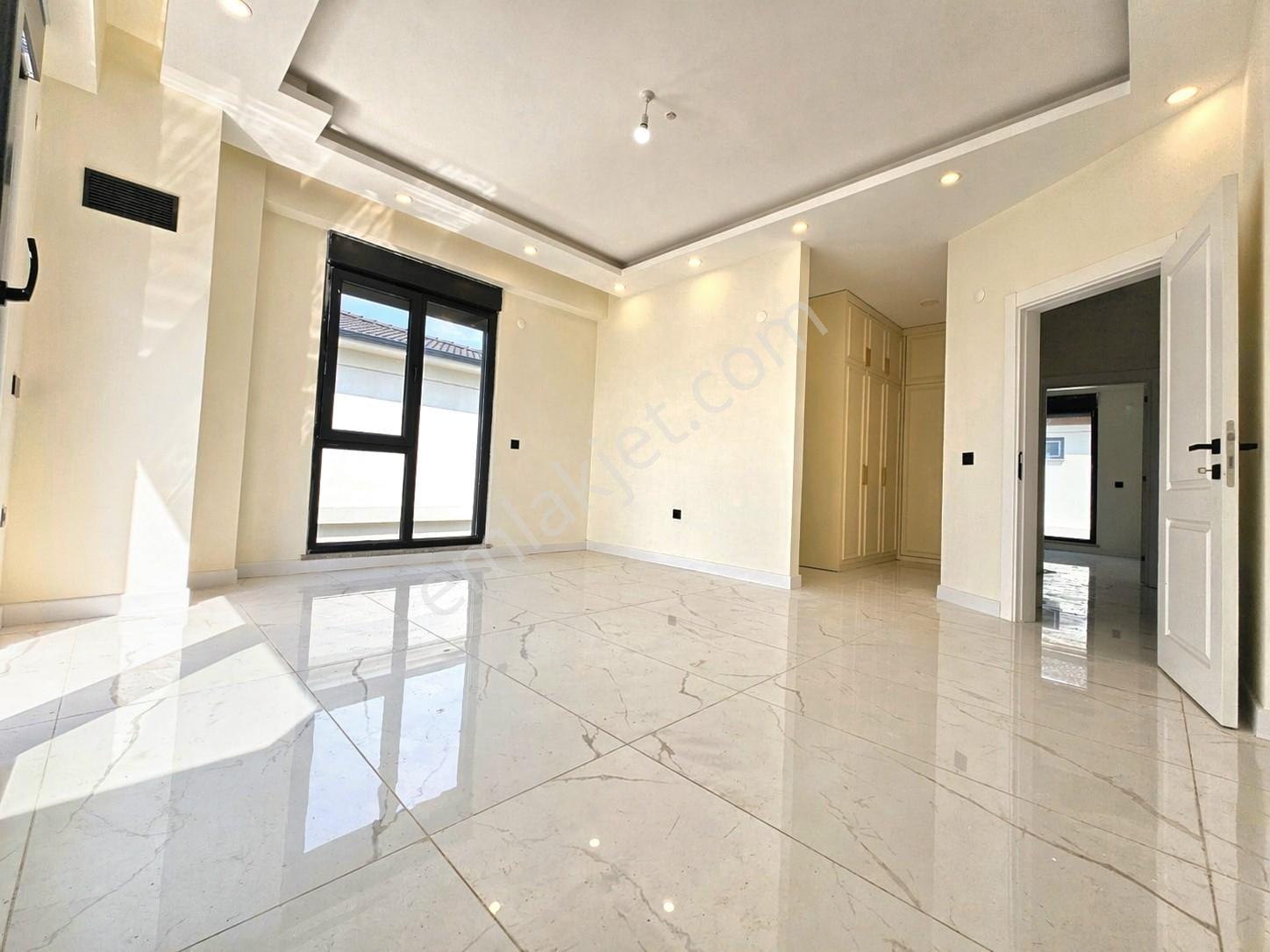 Hak Emlak'tan Arapçiftliği Mah.de Satılık 4+1 Ultra Lüks Villa — fotoğraf 8