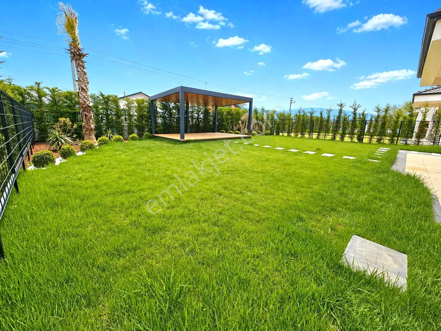Hak Emlak'tan Arapçiftliği Mah.de Satılık 4+1 Ultra Lüks Villa — fotoğraf 9