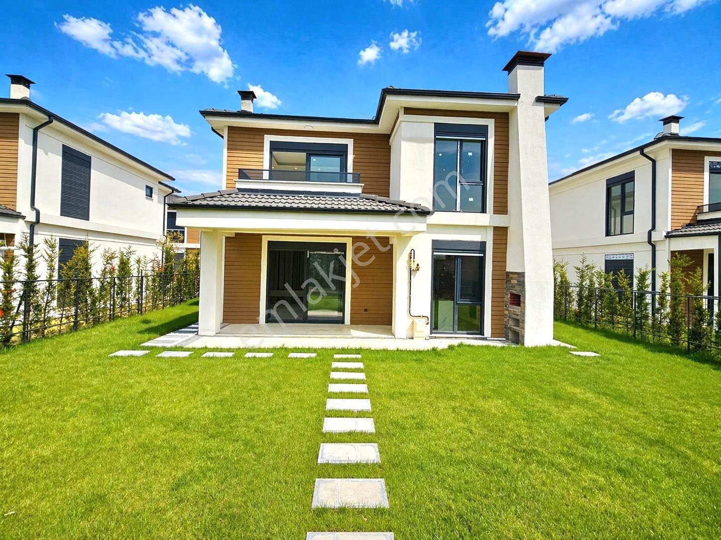 Hak Emlak'tan Arapçiftliği Mah.de Satılık 4+1 Ultra Lüks Villa — fotoğraf 21
