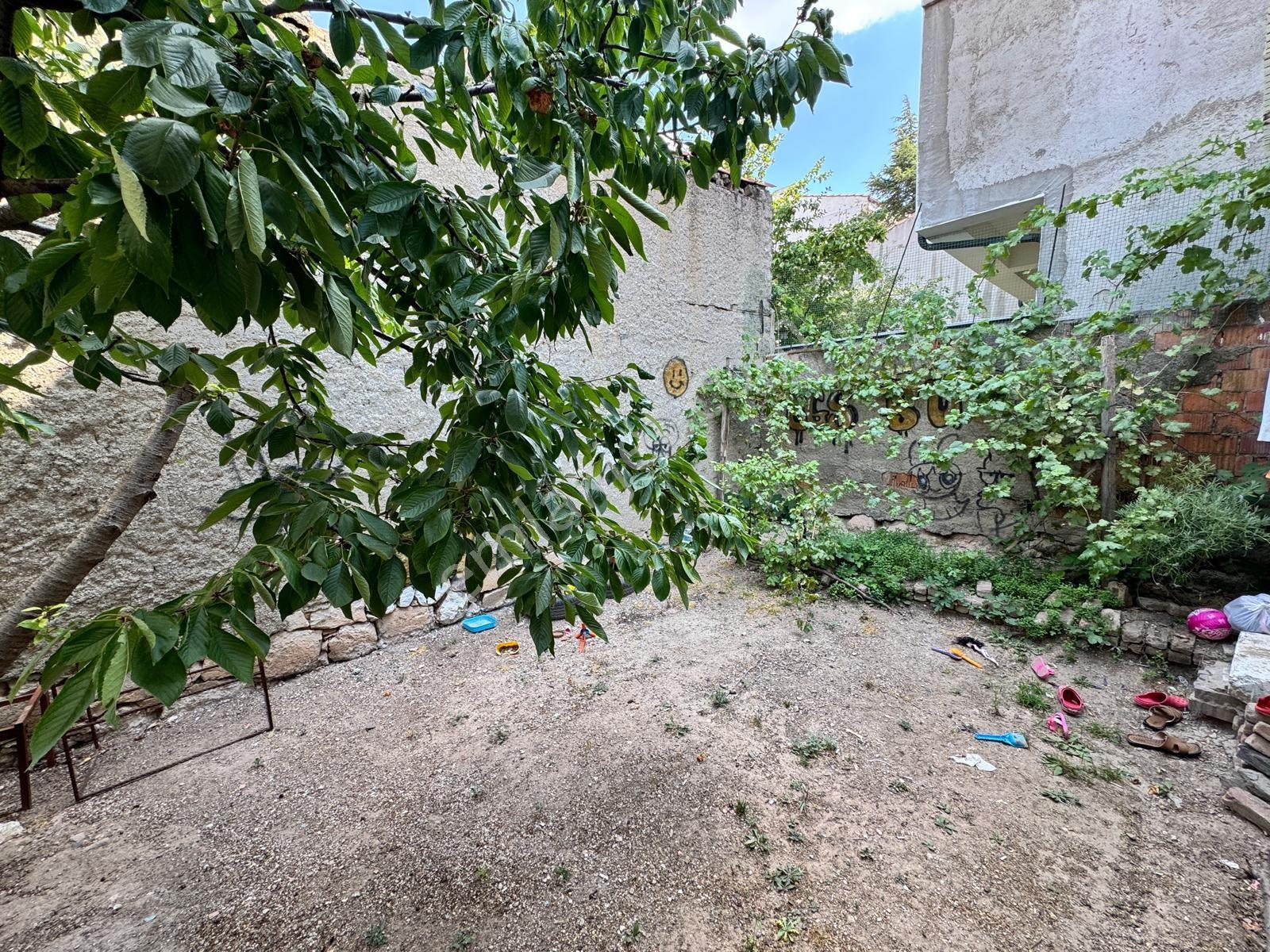 Rba'dan Satılık 3+1 Müstakil Tadında Bahçeli Ev 4 Kata İmarlı — fotoğraf 31