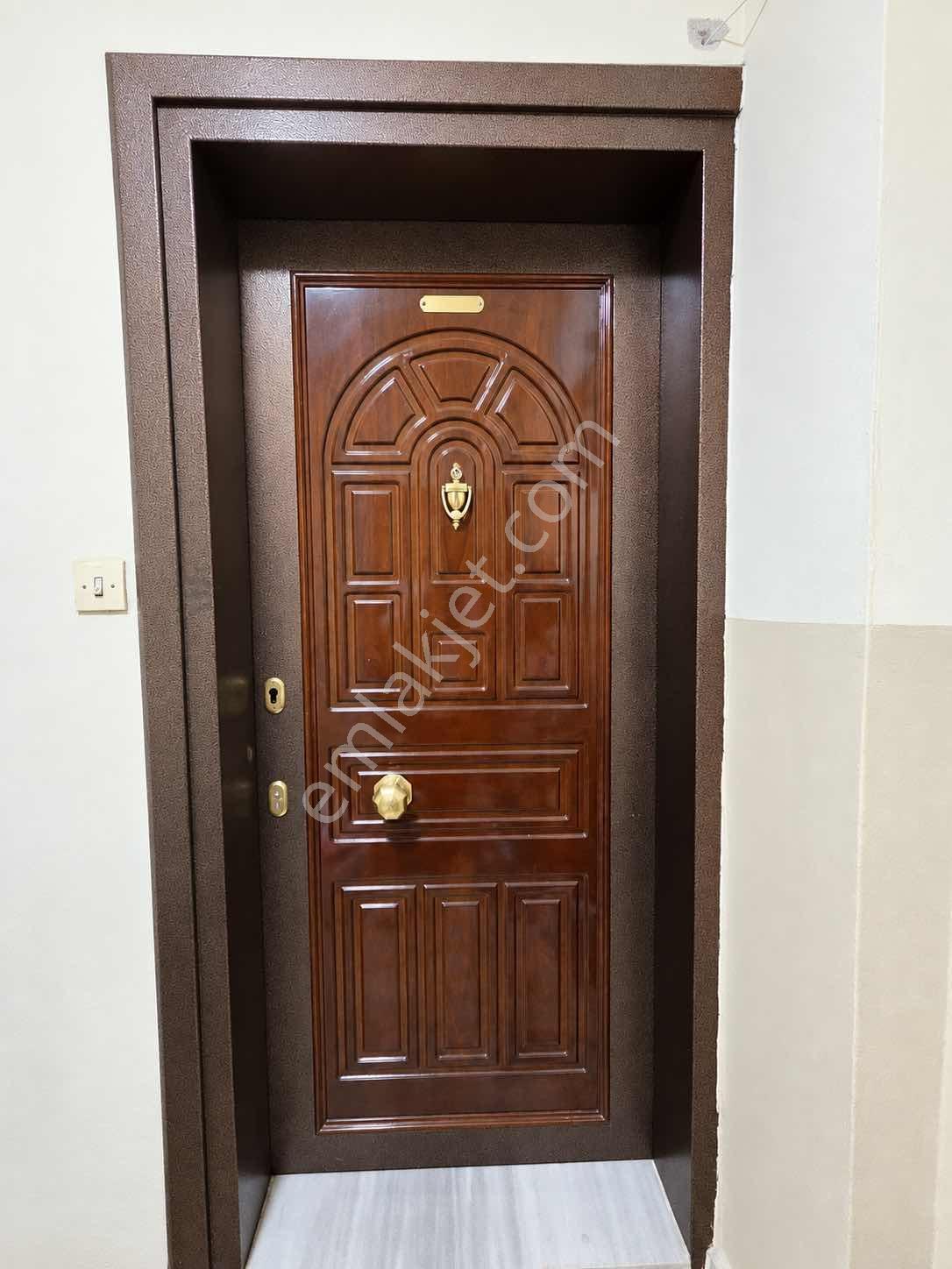 Bağlarbaşı Mahallesinde Satılık 2+1 Çift Balkonlu 100 M2 — fotoğraf 33