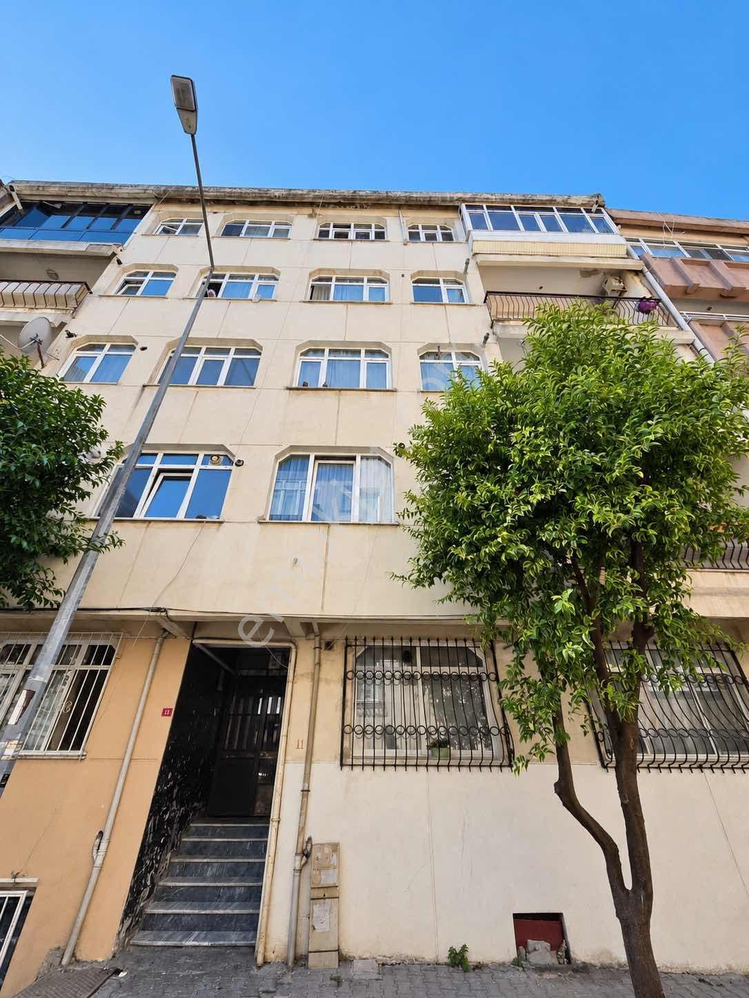 Bağlarbaşı Mahallesinde Satılık 2+1 Çift Balkonlu 100 M2 — fotoğraf 34