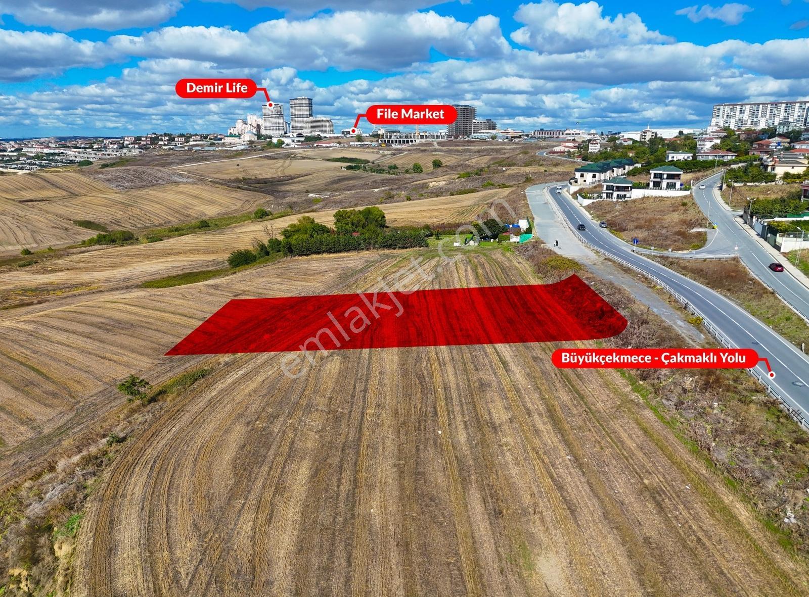 Büyükçekmece'de Göl Manzaralı 2.500 M² İmarlı Arsa — fotoğraf 5