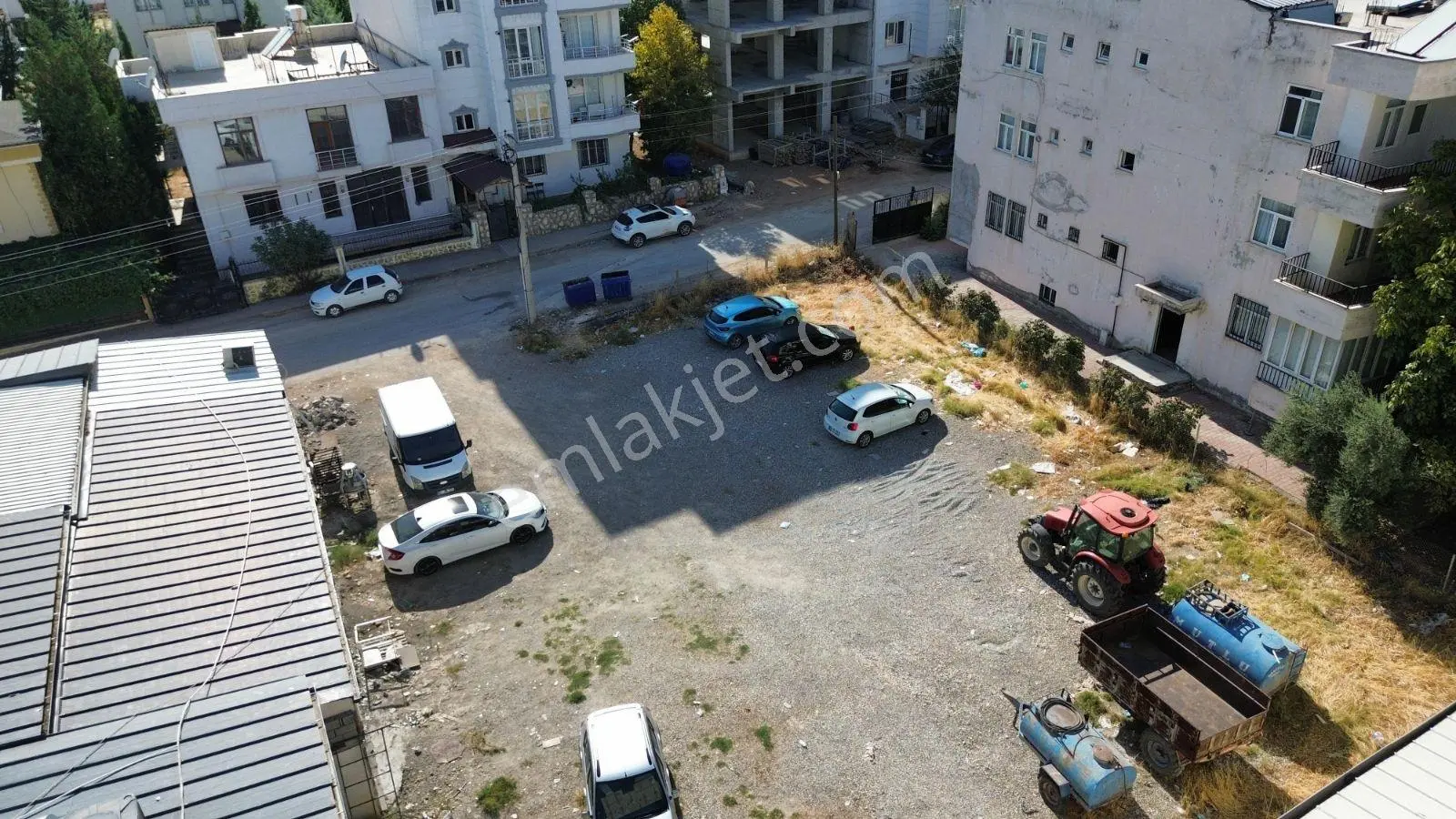 Dmz Gayrimenkul Ayşe Demez'Den Altınşehir'De Satılık Arsa