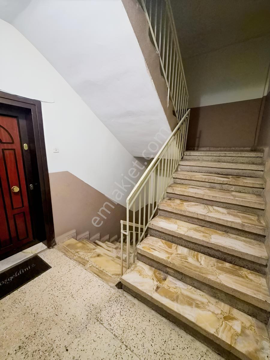 Körfez Mimar Sinan'da Tek Gıda İş Sitesinde Satılık 120m2 Arakat — fotoğraf 5