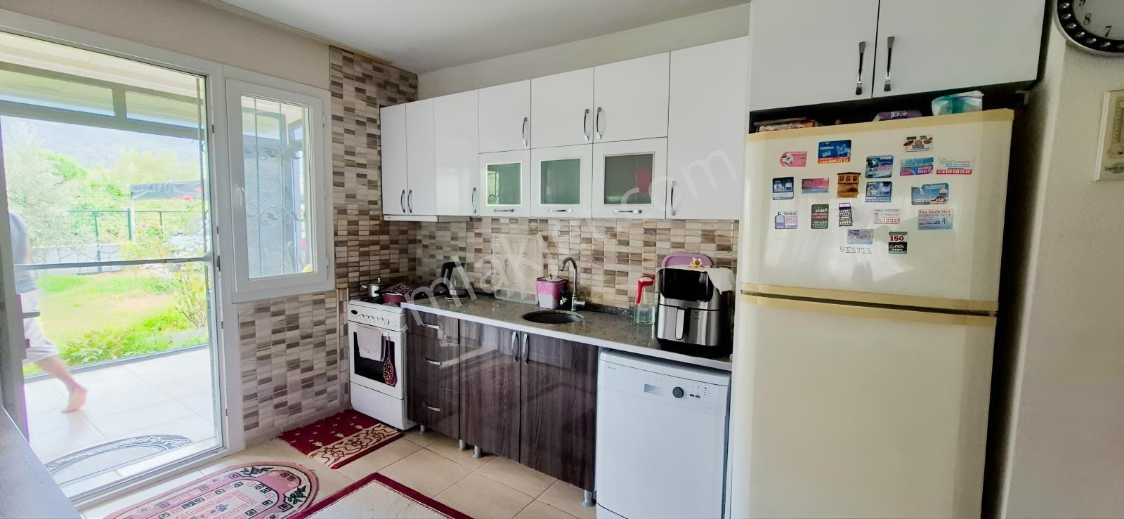 Kuşadası Güzelçamlıda 5+1 Tam Müstakil Tripleks Villa — fotoğraf 9