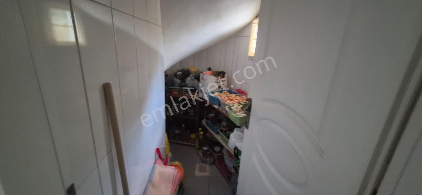 Kuşadası Güzelçamlıda 5+1 Tam Müstakil Tripleks Villa — fotoğraf 12