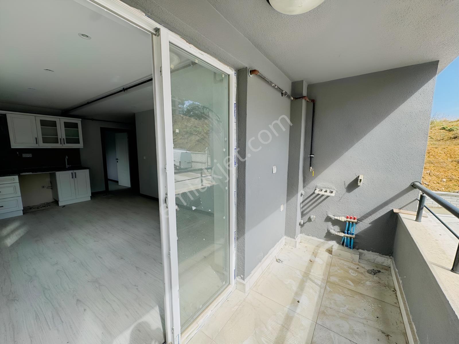 Atakum Çobanlıda Yeni Atakum Devlet Hastanesinecephe Satılık 1+1 — fotoğraf 10
