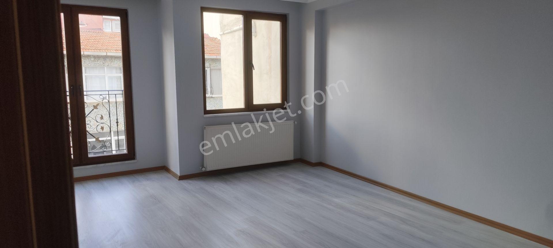 Fatih Kocamustafapaşa Sümbül Yedisehitler De Satılık 5 Yıllık Binadan Arakat. Daire.. — fotoğraf 10
