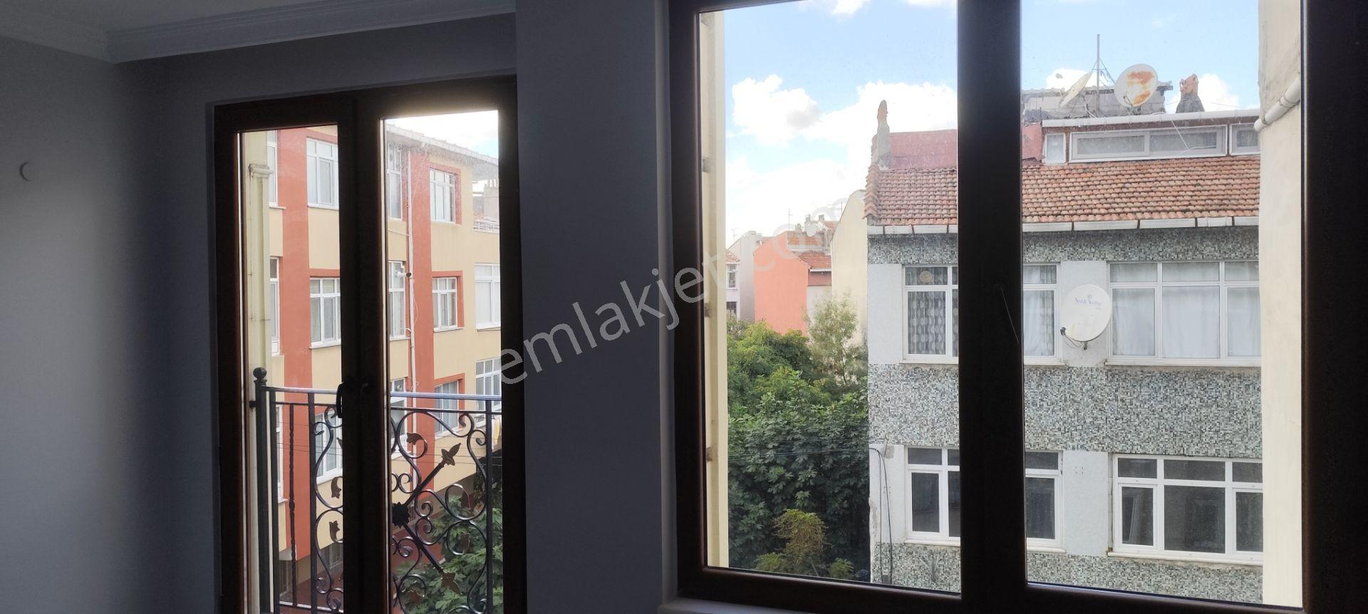 Fatih Kocamustafapaşa Sümbül Yedisehitler De Satılık 5 Yıllık Binadan Arakat. Daire.. — fotoğraf 14