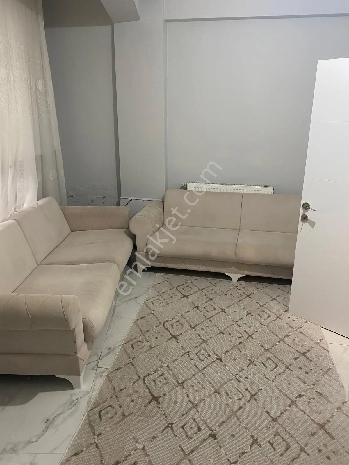 Tevekkül Emlaktan Kartaltepede Temiz 2+2 Ters Dubleks Daire — fotoğraf 4