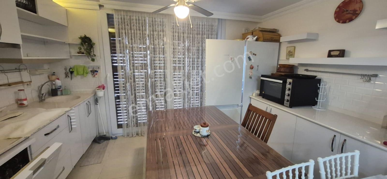 Davutlar Atakent Sıtesınde, Denıze 150 Metre ,eşyalı 4+1 Villa — fotoğraf 31