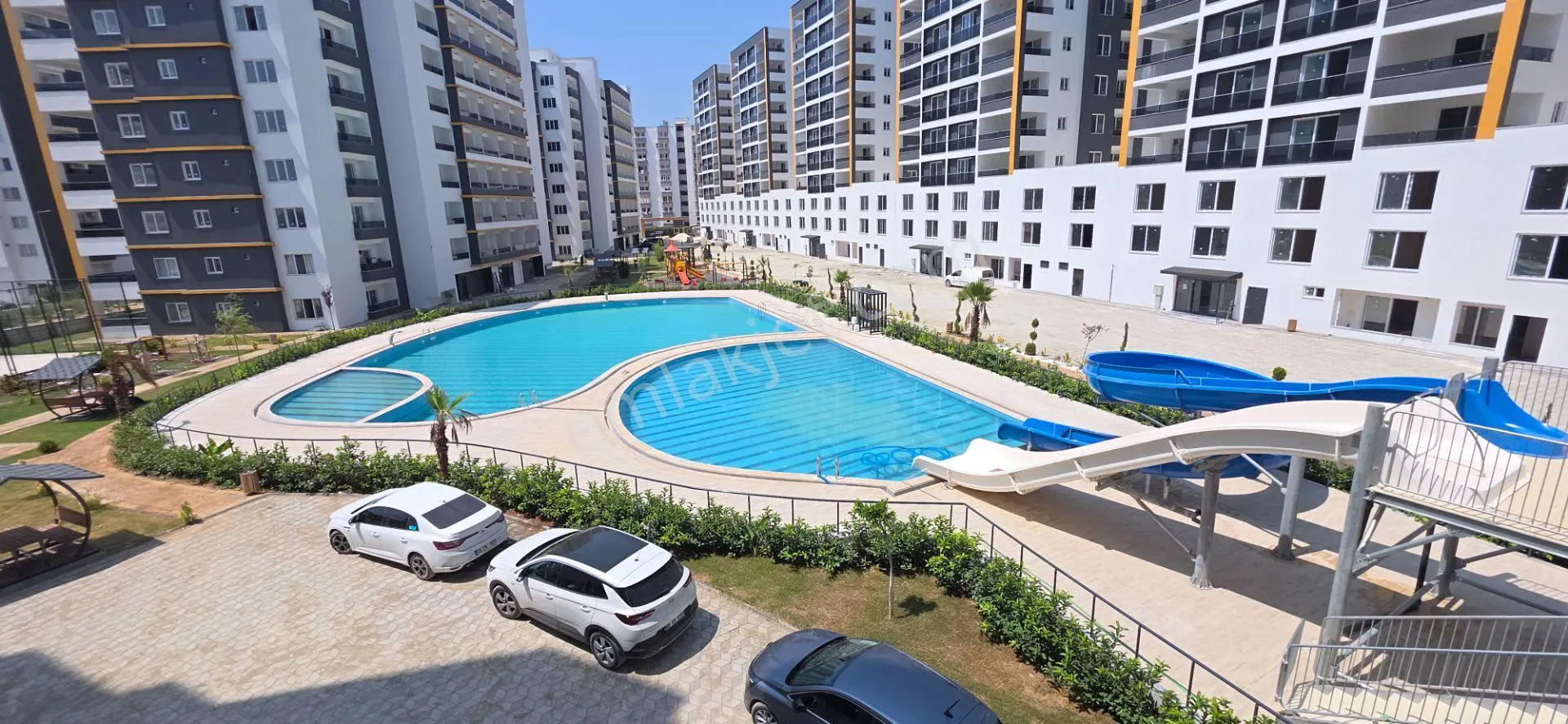 Royal Emlak’tan Mersin Erdemli Tömük Mah Denize Yakın Satılık Sıfır 2+1 Yazlık 145m2 Daire — fotoğraf 3