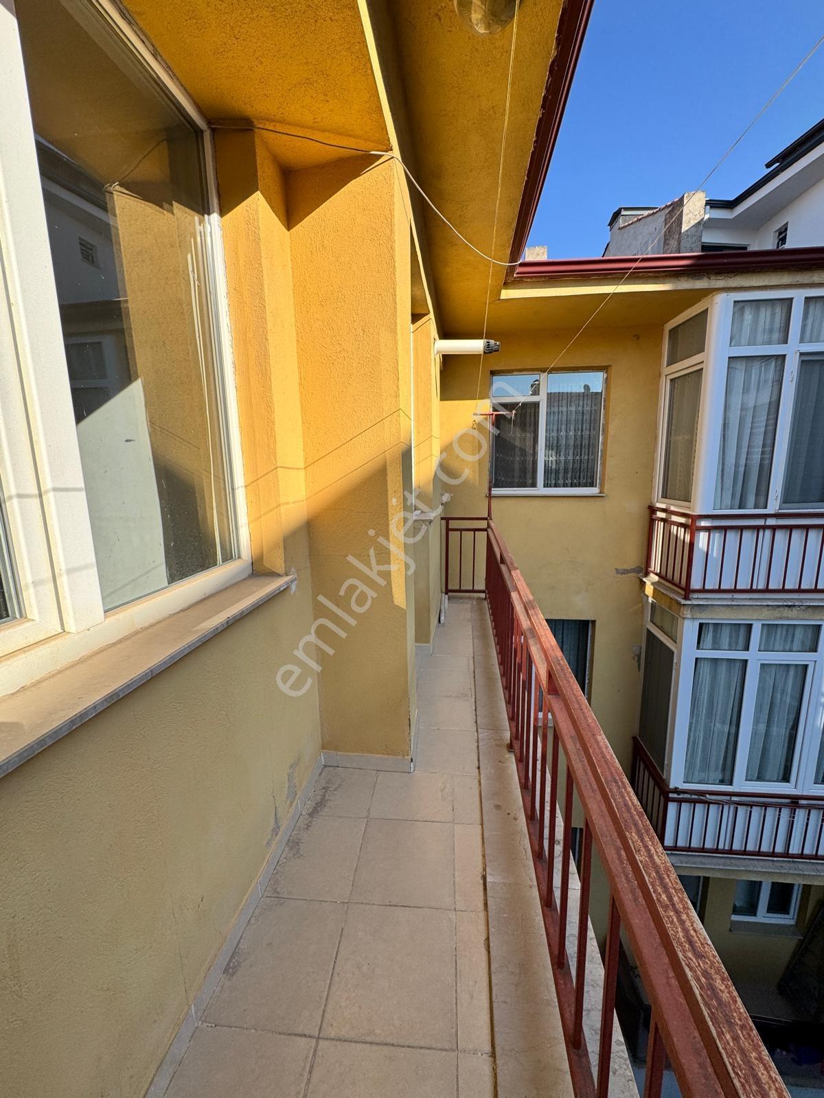 Rba'dan Emek Mh. Şemsettin Günaltay Cd. Satılık 3+1 Daire — fotoğraf 8