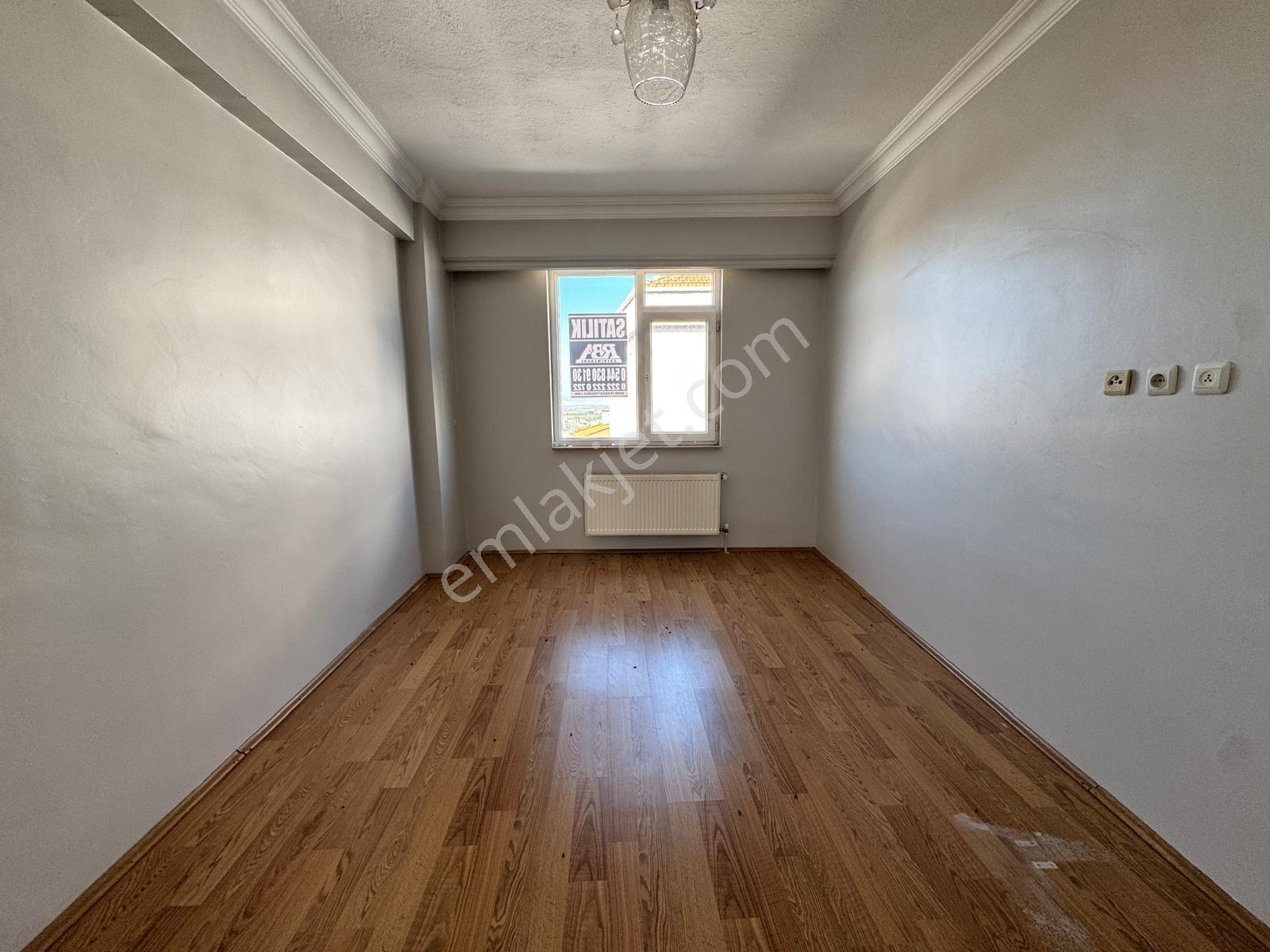 Rba'dan Emek Mh. Şemsettin Günaltay Cd. Satılık 3+1 Daire — fotoğraf 10