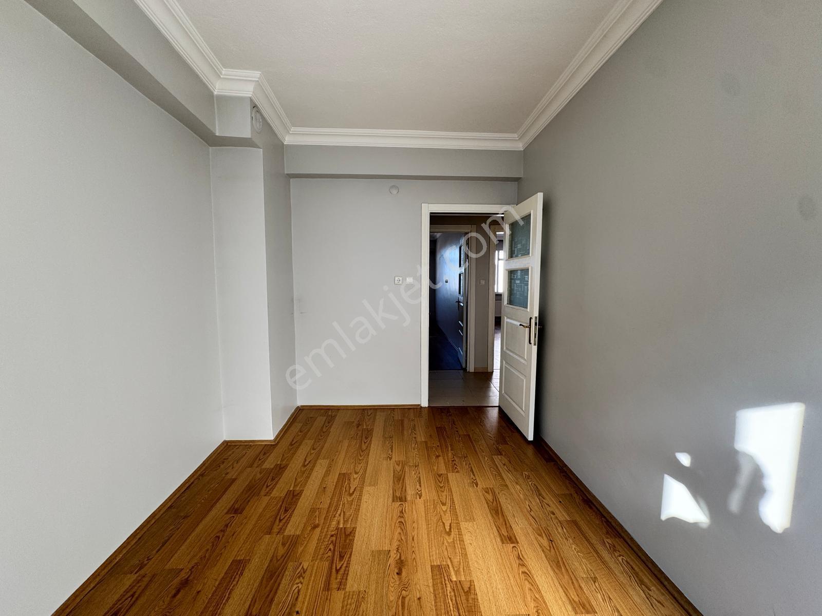 Rba'dan Emek Mh. Şemsettin Günaltay Cd. Satılık 3+1 Daire — fotoğraf 15