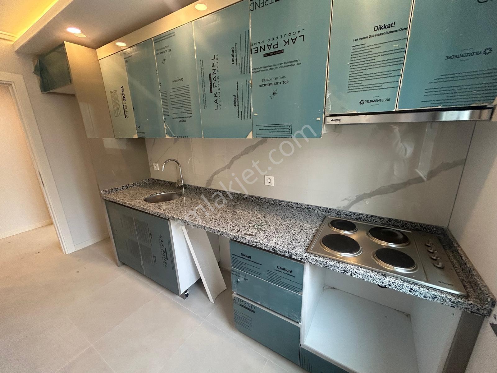 Üsküdar Merkeze 5 Dakika 2+1 Sıfır Bina Otoparklı — fotoğraf 16