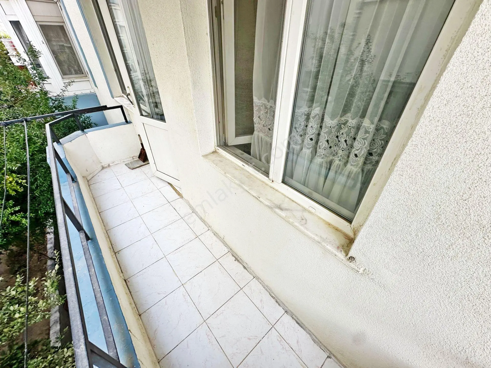 Aktiften Yetişen Alır Akçayda Satılık Doğalgazlı Arakat Masrafsız 2+1 Daire — fotoğraf 21