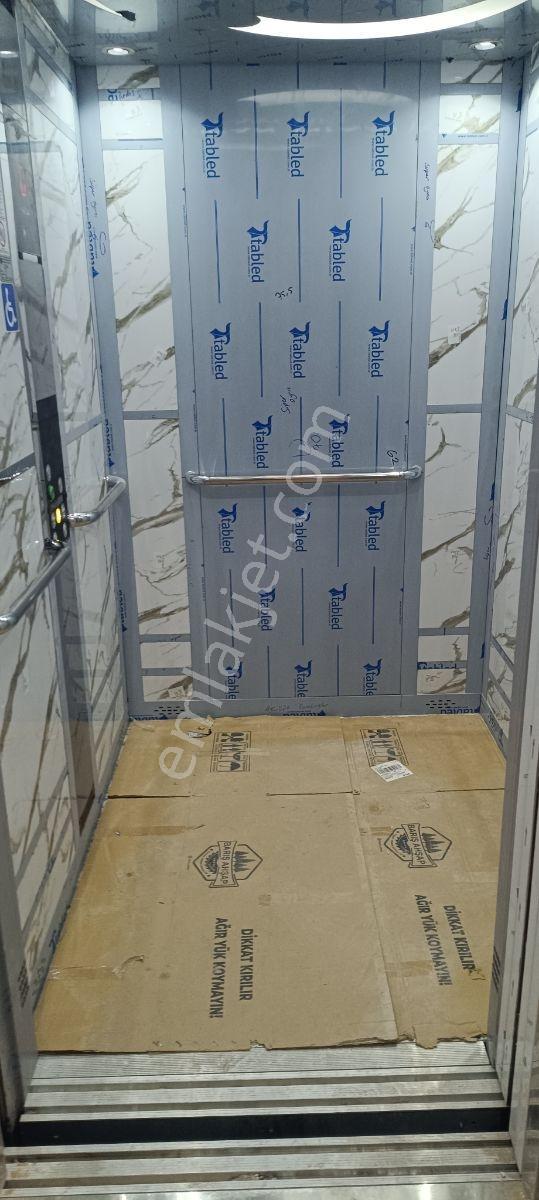 Karabağlar Merkez 2+1 80m2 Yüksek Giriş Doğalgazlı Daire Satılık — fotoğraf 3