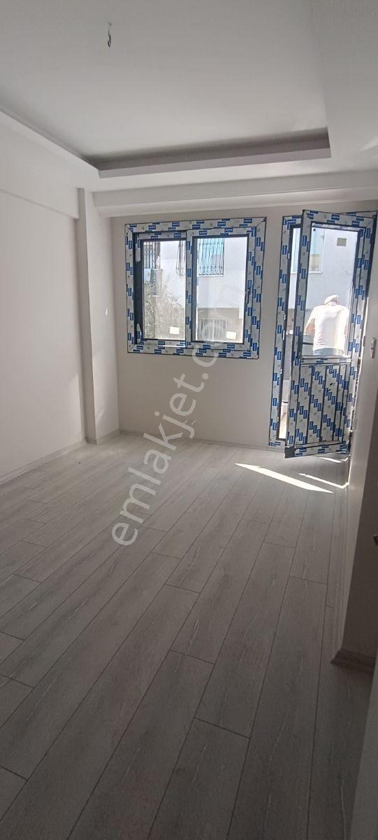 Karabağlar Merkez 2+1 80m2 Yüksek Giriş Doğalgazlı Daire Satılık — fotoğraf 9