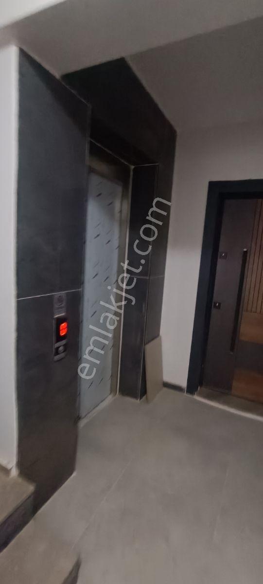 Karabağlar Merkez 2+1 80m2 Yüksek Giriş Doğalgazlı Daire Satılık — fotoğraf 10