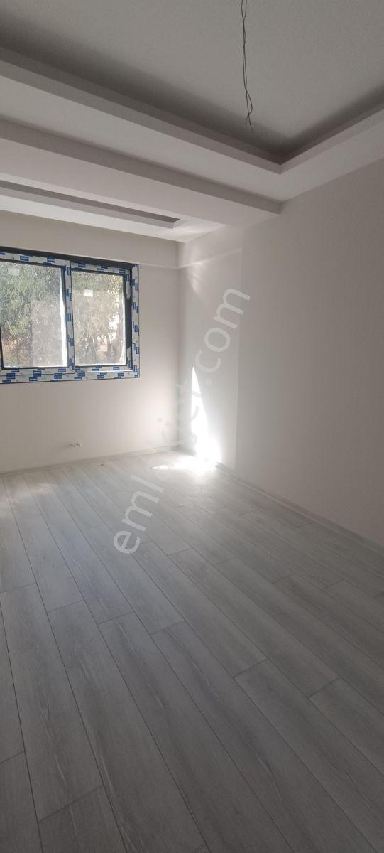 Karabağlar Merkez 2+1 80m2 Yüksek Giriş Doğalgazlı Daire Satılık — fotoğraf 21