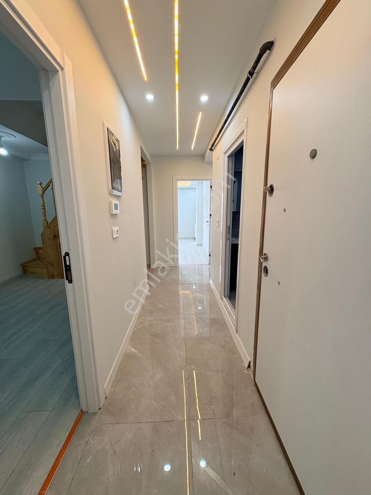 Arnavutköy Anadolu Mah. Satılık 4+2 Dubleks Daire — fotoğraf 7