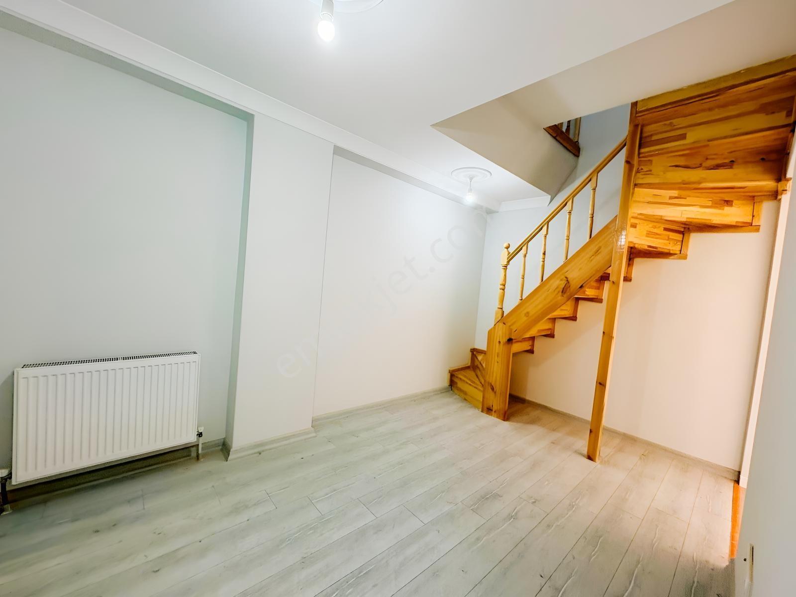 Arnavutköy Anadolu Mah. Satılık 4+2 Dubleks Daire — fotoğraf 18