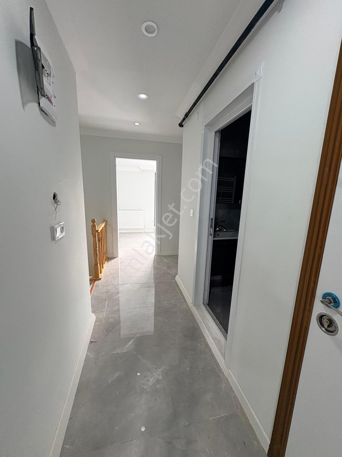 Arnavutköy Anadolu Mah. Satılık 4+2 Dubleks Daire — fotoğraf 24