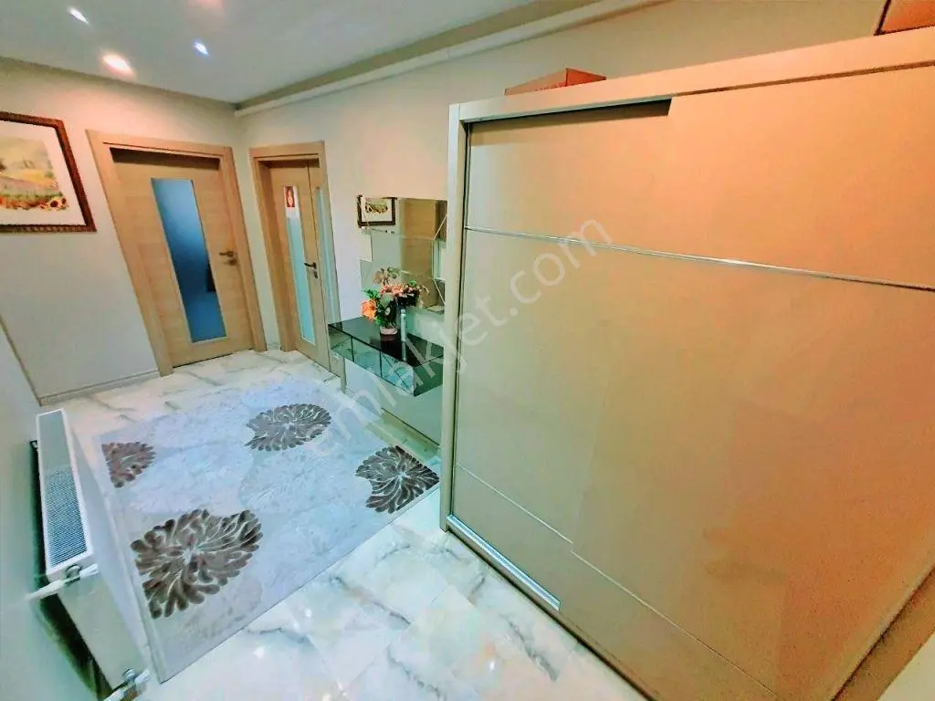Uytundan Edremit Cennetayağında Site İçi Ara Kat Lüks 4+1 Daire — fotoğraf 12