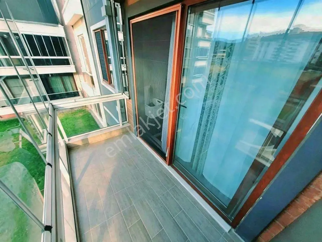 Uytundan Edremit Cennetayağında Site İçi Ara Kat Lüks 4+1 Daire — fotoğraf 23