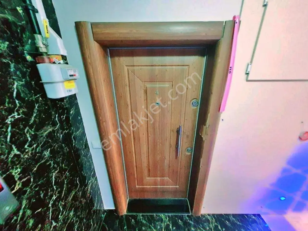 Uytundan Edremit Cennetayağında Site İçi Ara Kat Lüks 4+1 Daire — fotoğraf 31