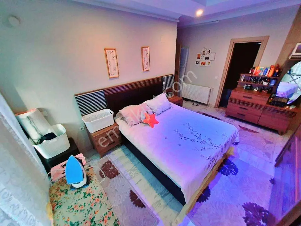 Uytundan Edremit Cennetayağında Site İçi Ara Kat Lüks 4+1 Daire — fotoğraf 33