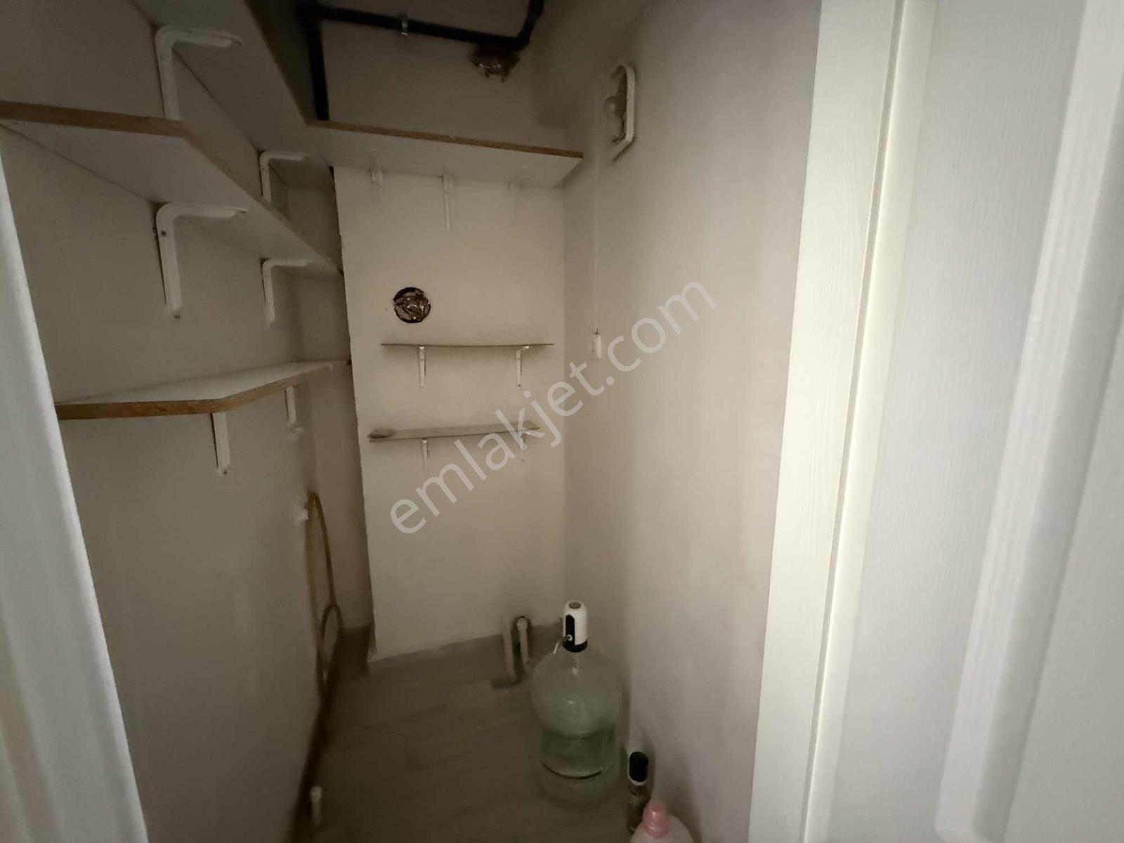 Ataşehir'de Bazekol Karşısında Tadilatlı Satılık 3+1 Daire — fotoğraf 17
