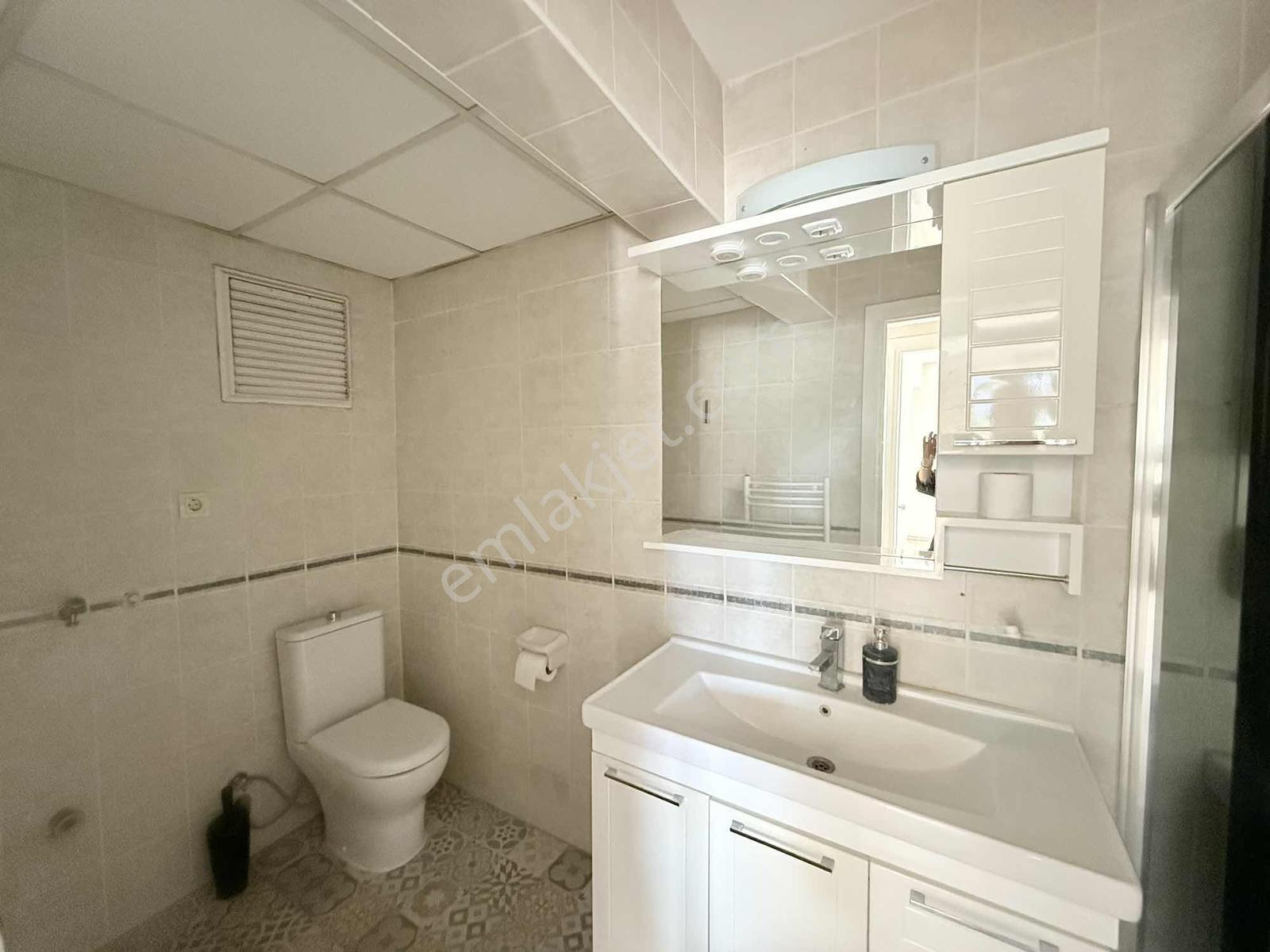 Ataşehir'de Bazekol Karşısında Tadilatlı Satılık 3+1 Daire — fotoğraf 18
