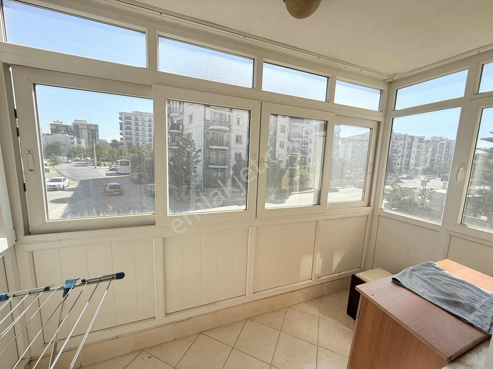 Ataşehir'de Bazekol Karşısında Tadilatlı Satılık 3+1 Daire — fotoğraf 20