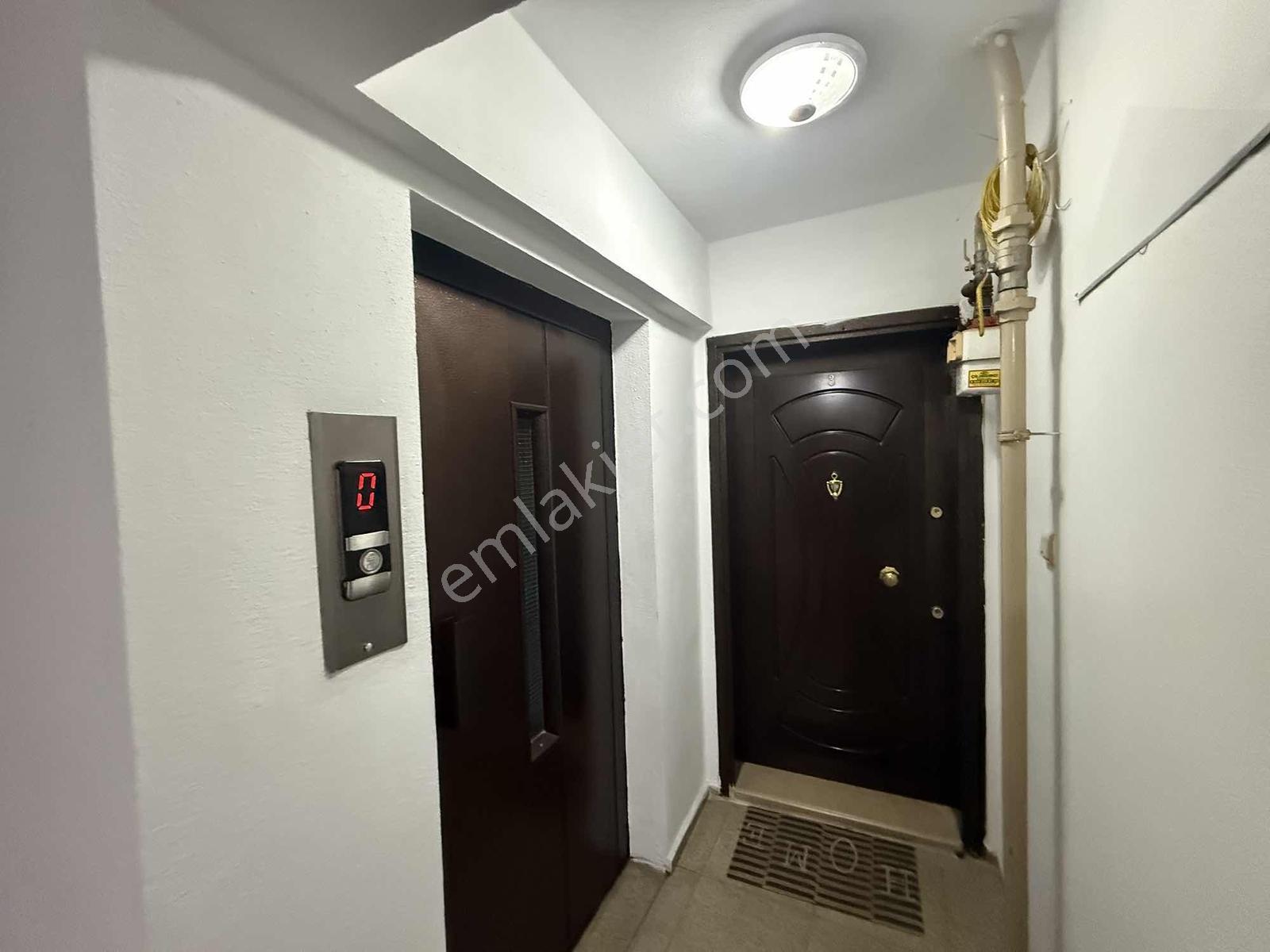 Ataşehir'de Bazekol Karşısında Tadilatlı Satılık 3+1 Daire — fotoğraf 25