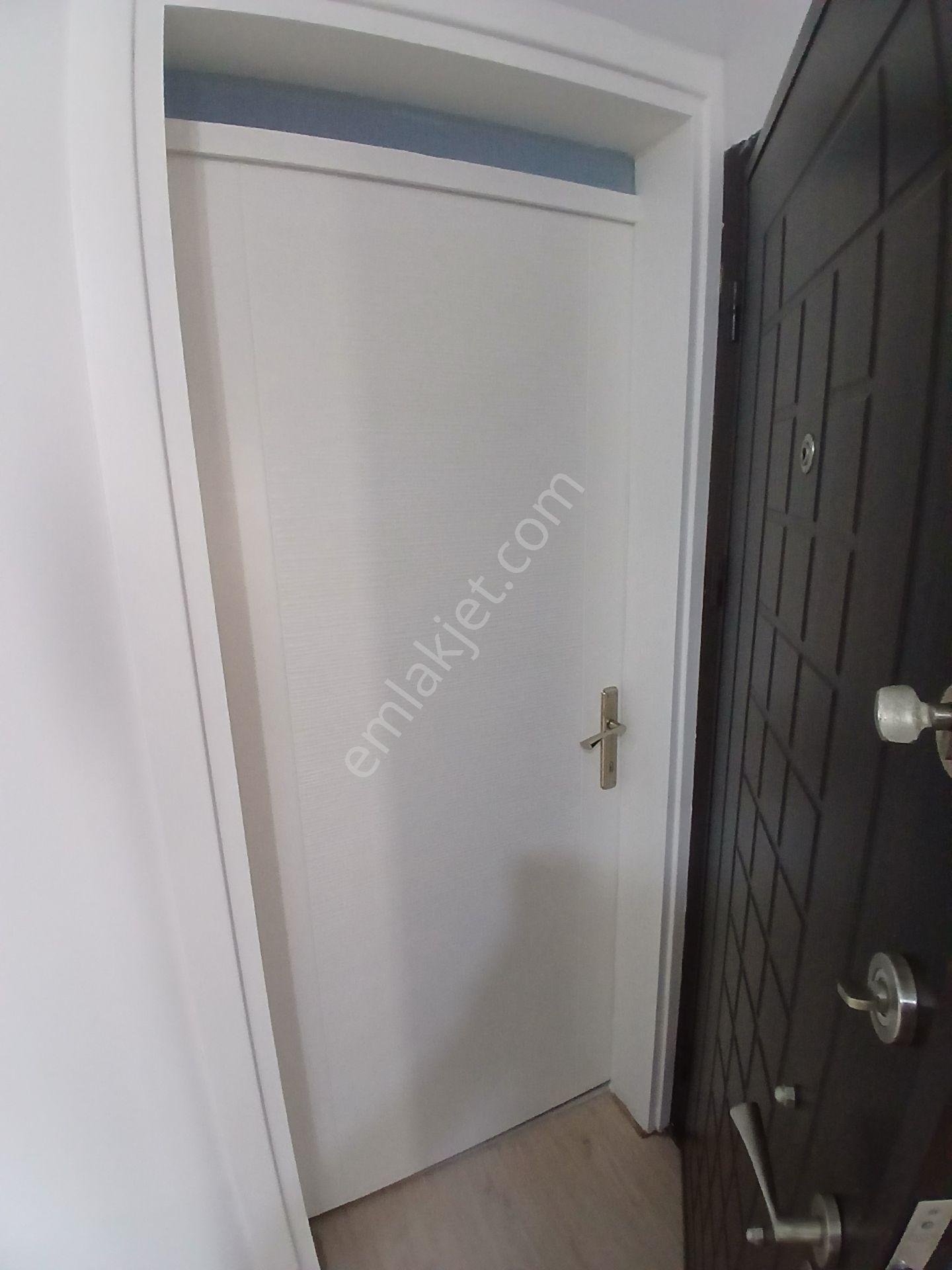 Karabağlar'da Aydınlık Ve Bakımlı 2+1 Satılık Daire — fotoğraf 17