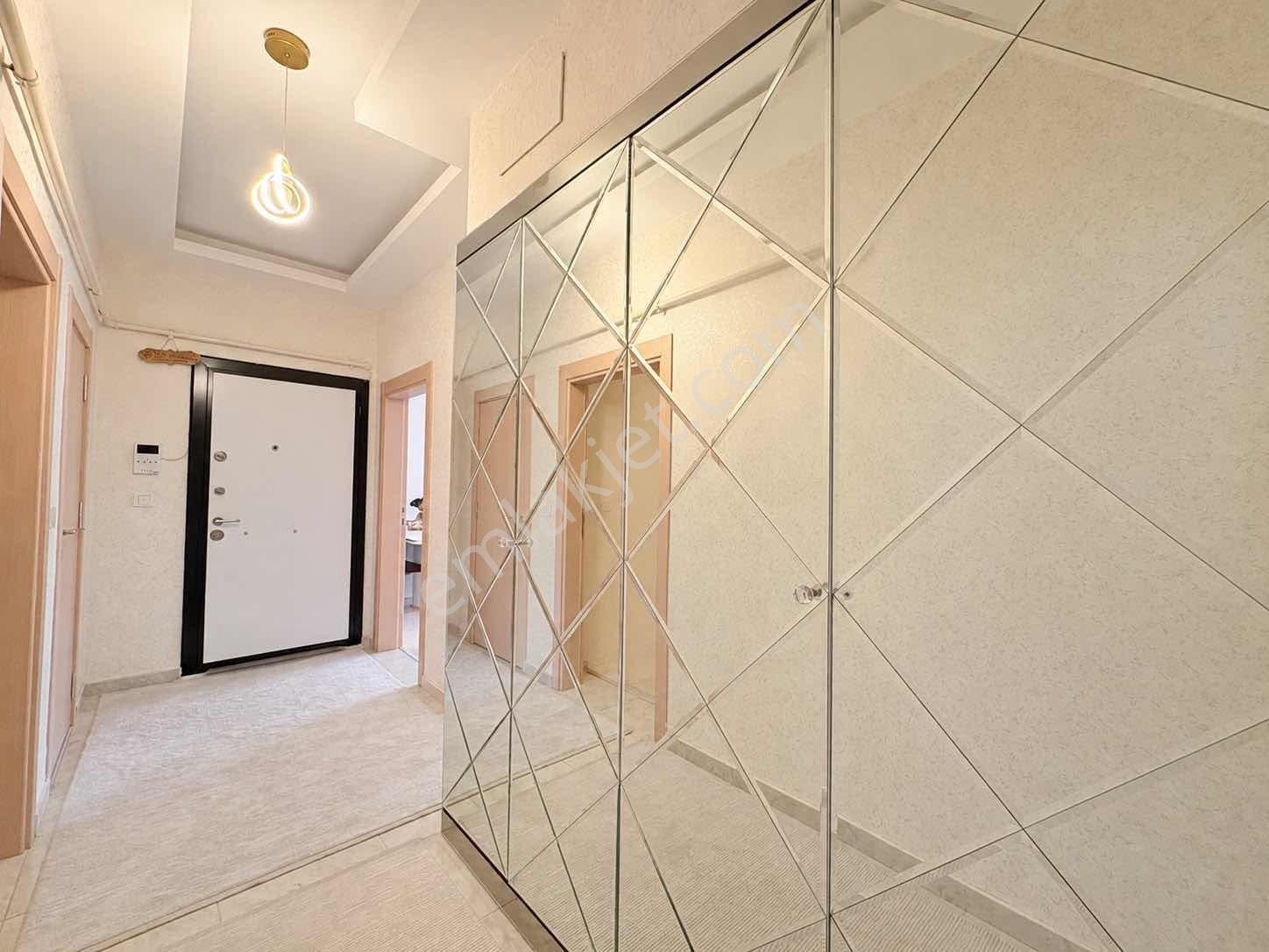 Mis Sancak Konutlarında 3+1 244 M2 Geniş Daire — fotoğraf 15