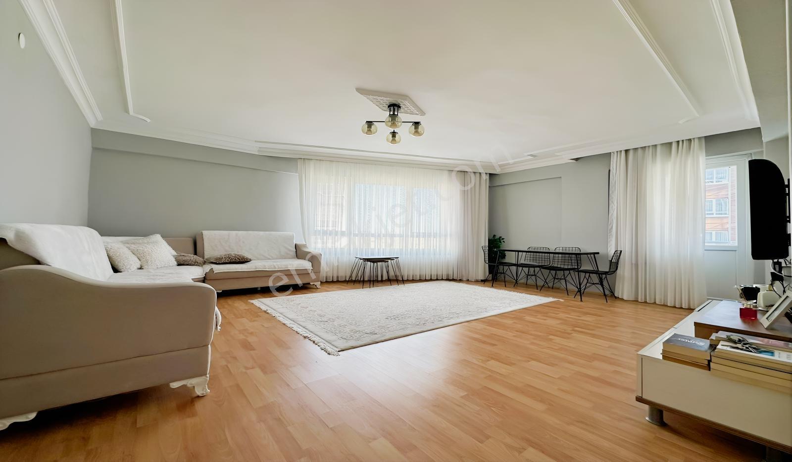 Bademlik'de 1. Katta Asansörlü Altında Daire Var Krediye Uygun — fotoğraf 10