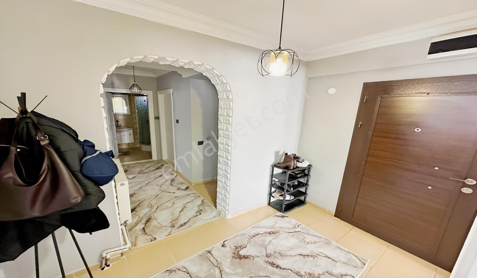 Bademlik'de 1. Katta Asansörlü Altında Daire Var Krediye Uygun — fotoğraf 22
