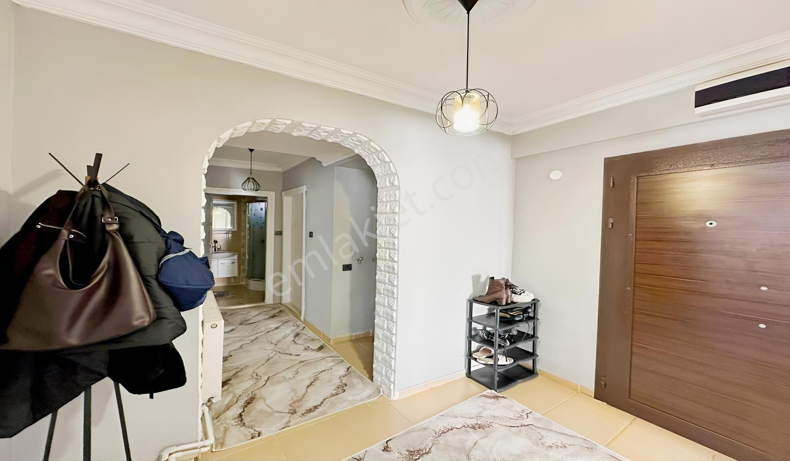 Bademlik'de 1. Katta Asansörlü Altında Daire Var Krediye Uygun — fotoğraf 23