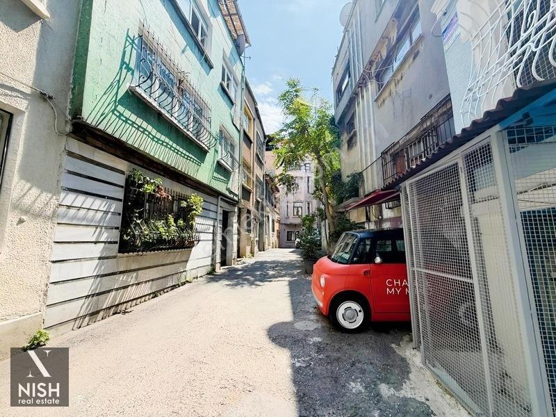 Beyoğlu Kamer Hatun Mh. Kiracılı Komple Satılık Bina — fotoğraf 3
