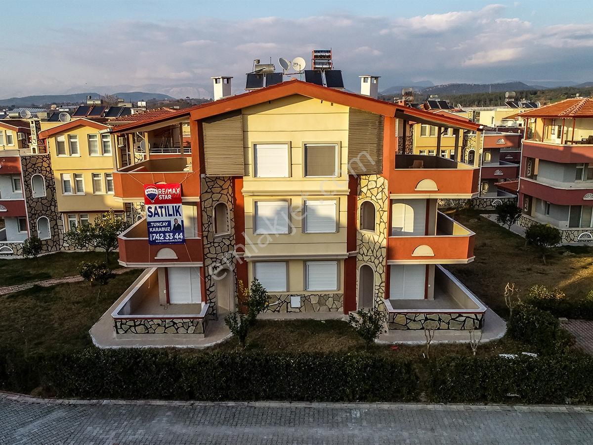 Çavuşköyde Satılık 4+1 Köşe Villa
