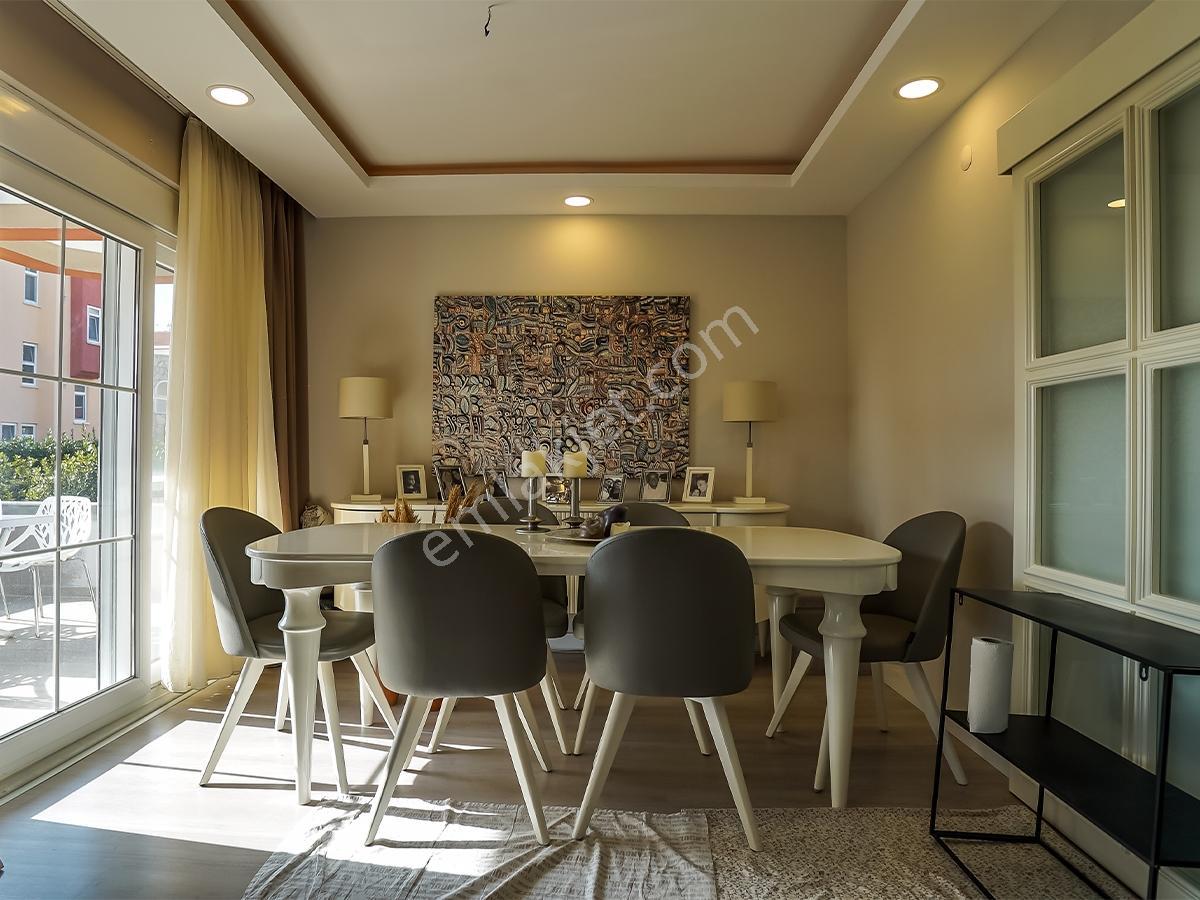 Çavuşköyde Satılık 4+1 Köşe Villa — fotoğraf 4
