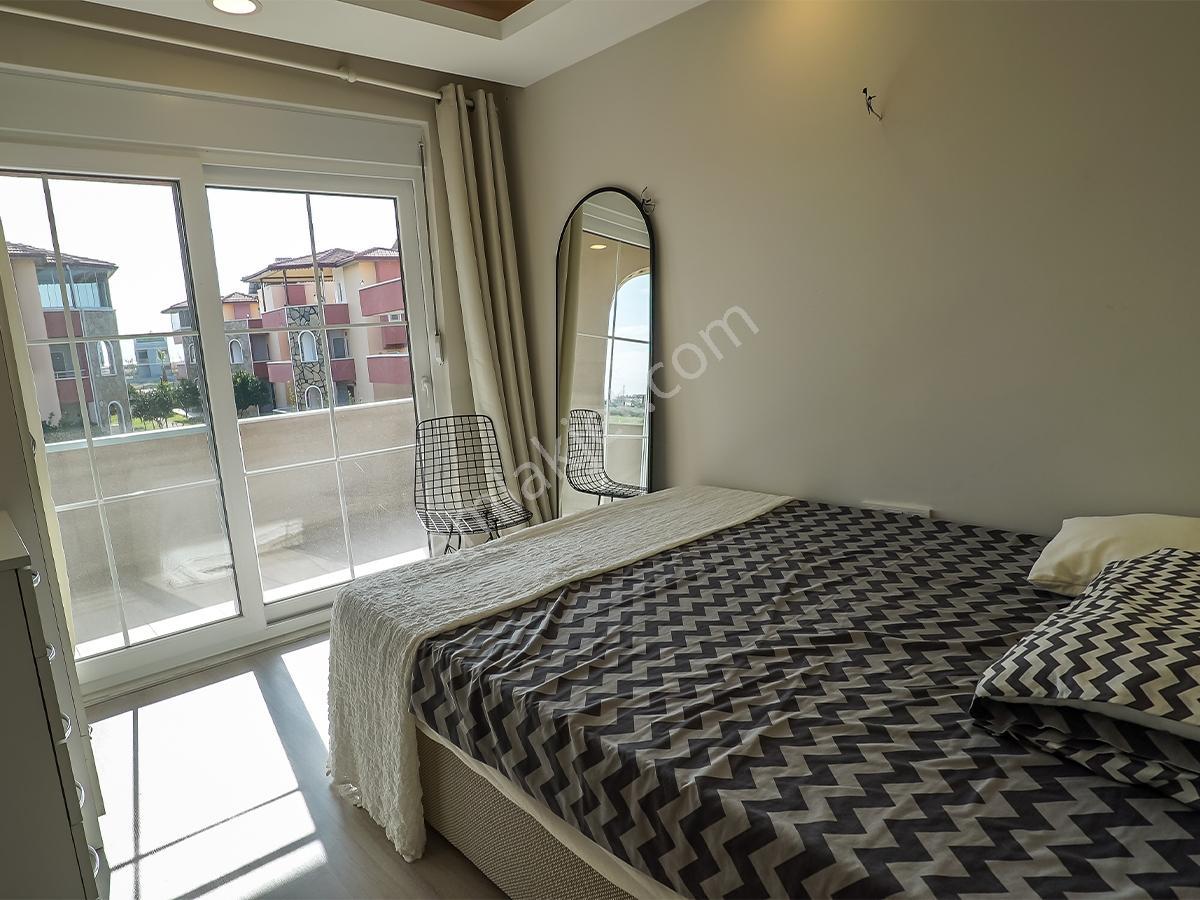 Çavuşköyde Satılık 4+1 Köşe Villa — fotoğraf 11
