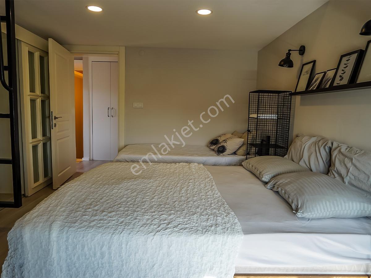 Çavuşköyde Satılık 4+1 Köşe Villa — fotoğraf 20