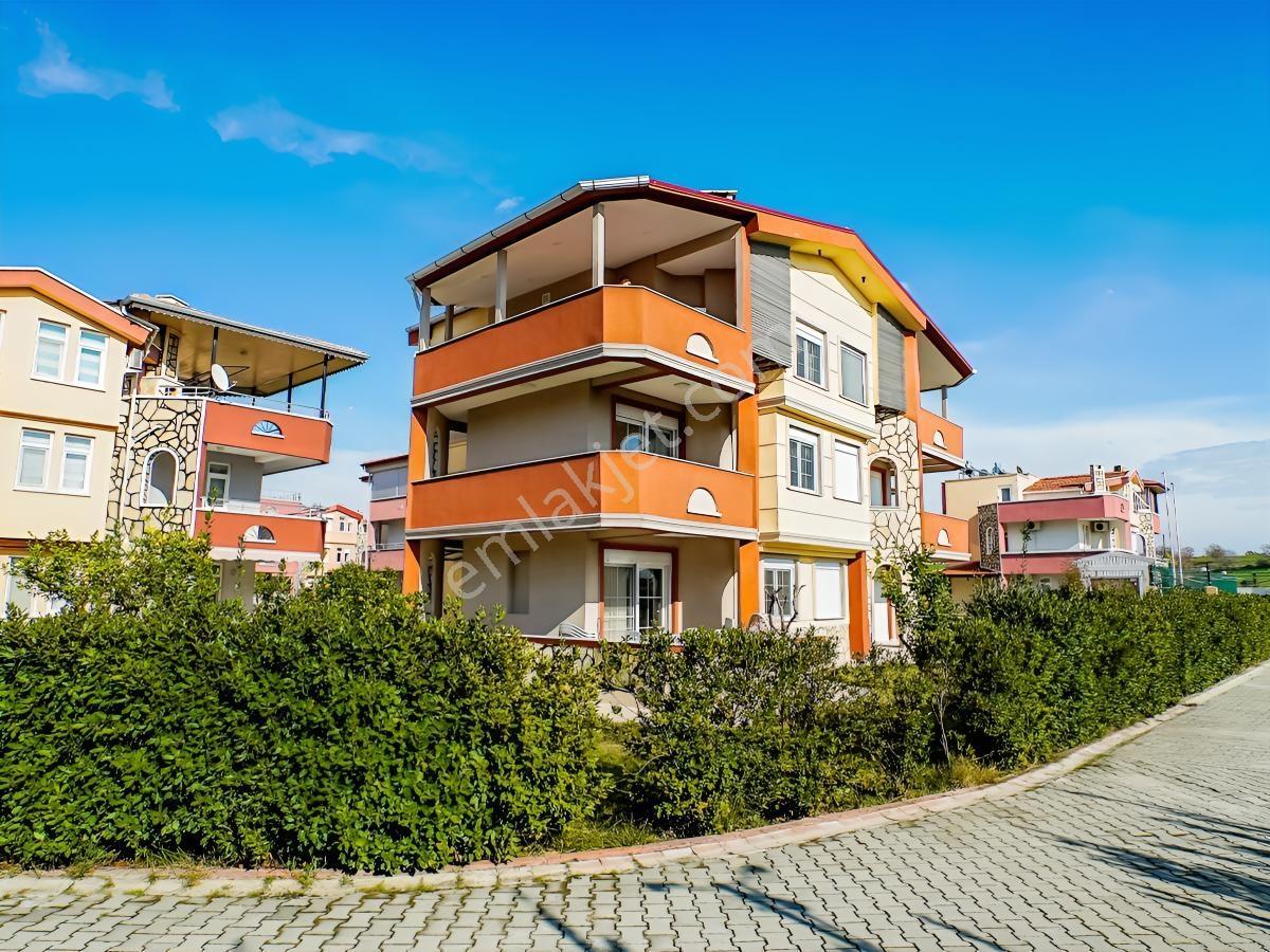Çavuşköyde Satılık 4+1 Köşe Villa — fotoğraf 27