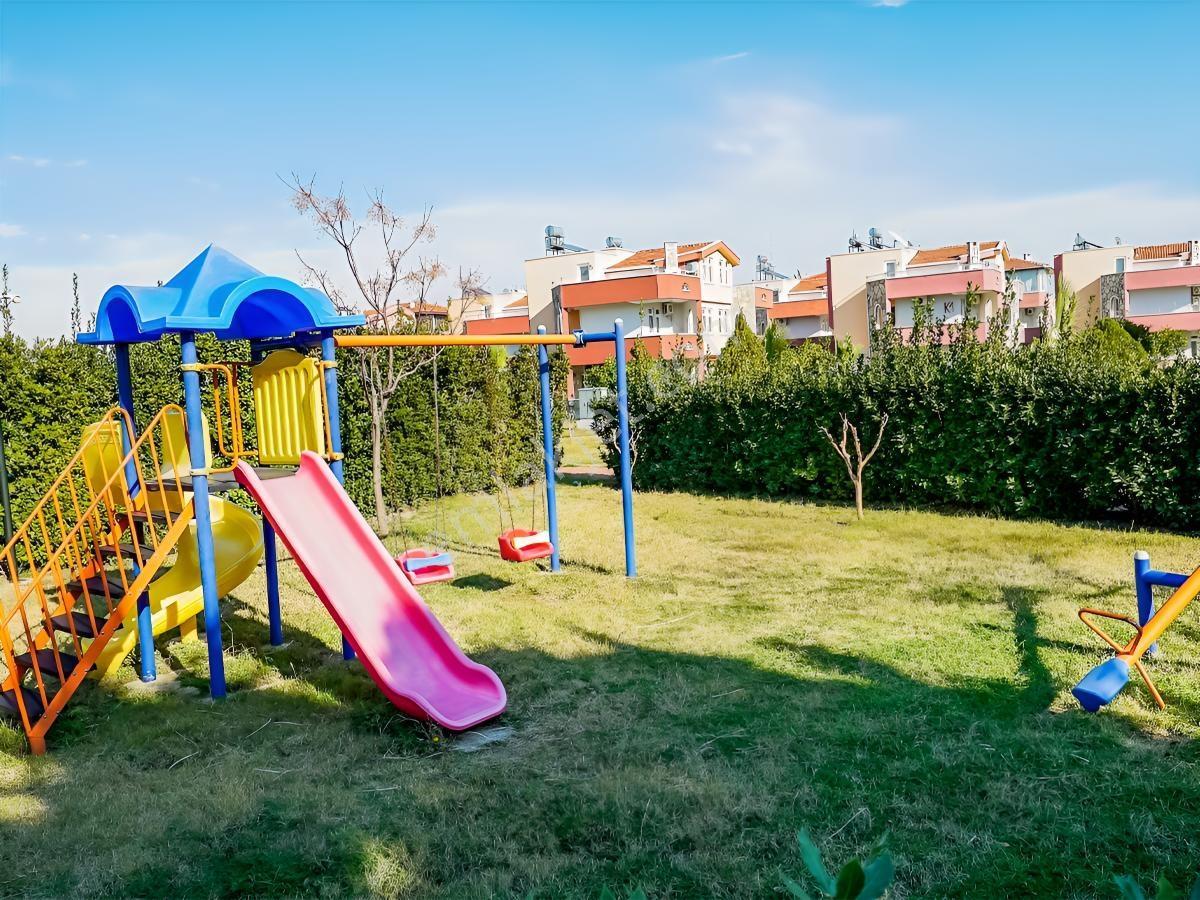 Çavuşköyde Satılık 4+1 Köşe Villa — fotoğraf 32