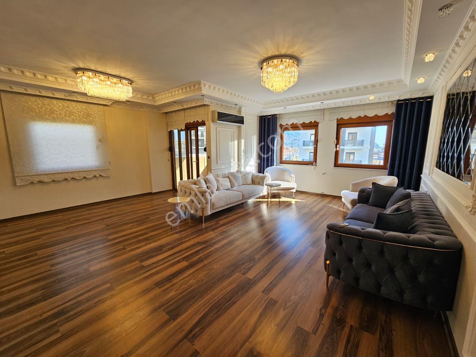 Alanya Merkez'de 300 M² 5+1 Ayrı Mutfaklı Dubleks Daire — fotoğraf 11